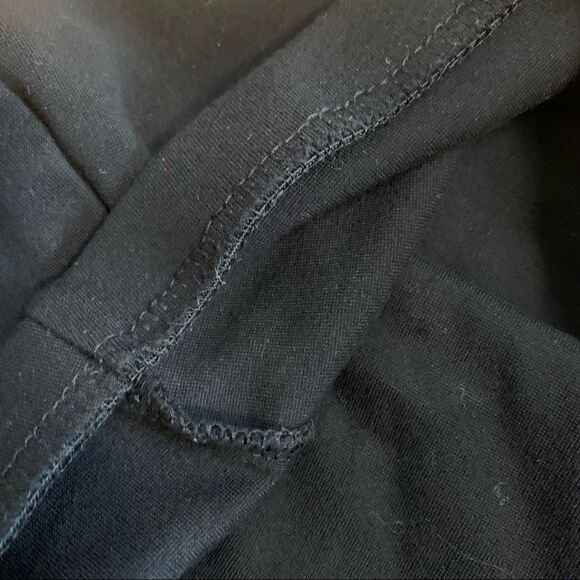 H&M Black Pencil Skirt with Slit Size XS - Picture 2 of 4